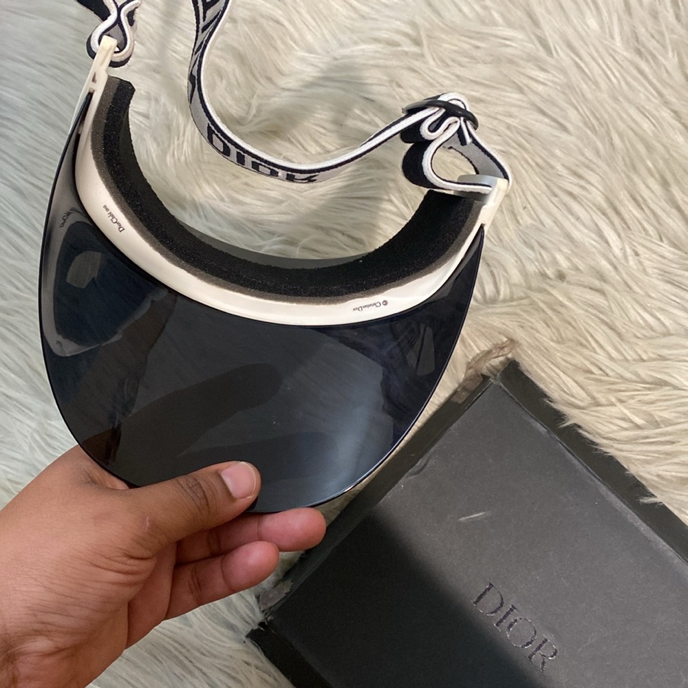 Christian Dior summer hate - Picture 3 of 4
